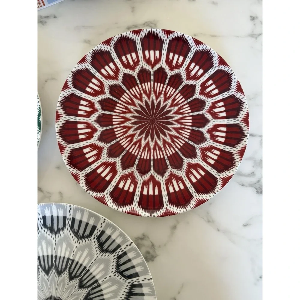 Williams Sonoma Schumacher Bokhara Ikat Red Dinner Plate -1 Single Plate